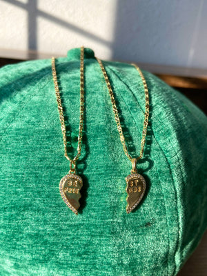 Bestie heart necklace set